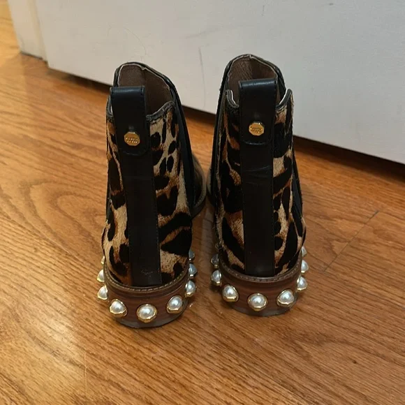 Louise et Cie Lo-Valtina3 leopard Print Ankle Boots with Pearl Detailing - Picture 5 of 5